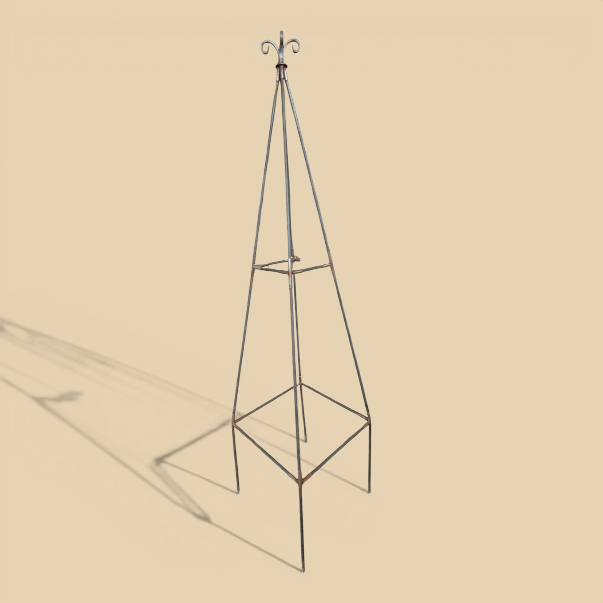 RustiCraft Viereck Pyramide 2.0