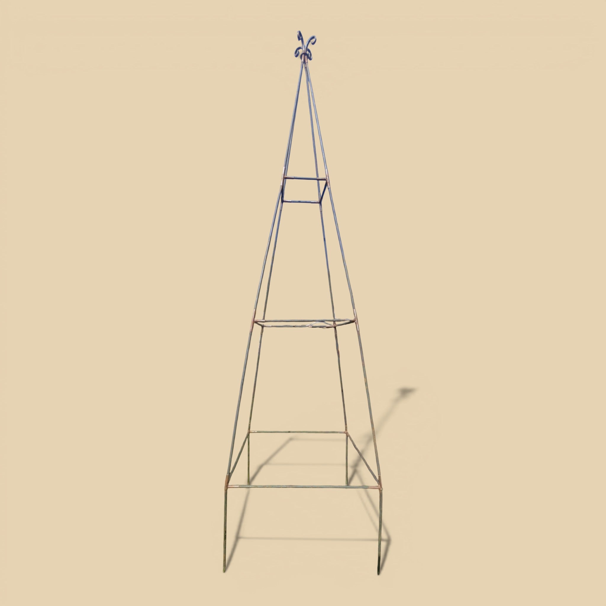 RustiCraft Viereck Pyramide 2.75