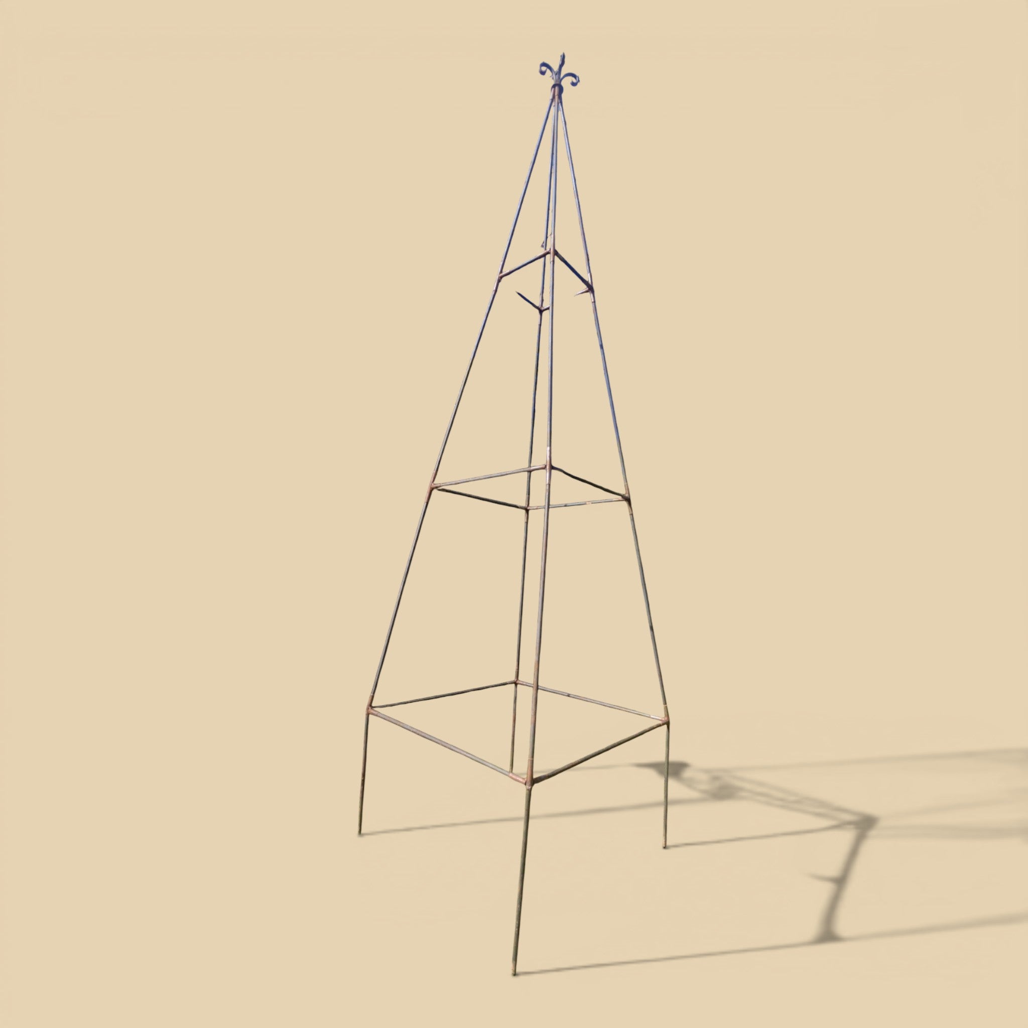 RustiCraft Viereck Pyramide 2.75
